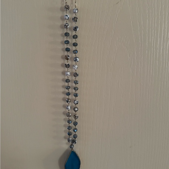 Blue and White Beaded Necklace - Picture 1 of 2